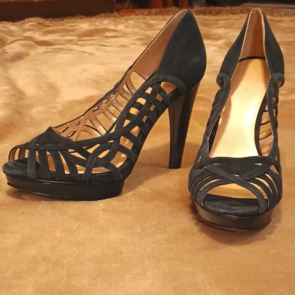 Size 7.5 Nine West "Speed Up"